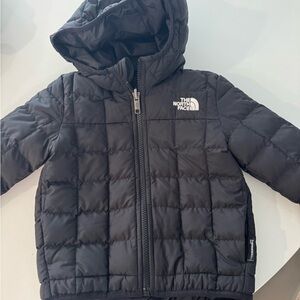 The North Face Charcoal Kids Jacket